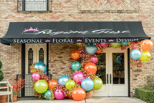 Balloon Decor for Storefronts & Business Events • Sacramento-0