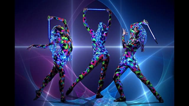 The Wow Show • Visual & Emotional Moments for Stylish Events-0