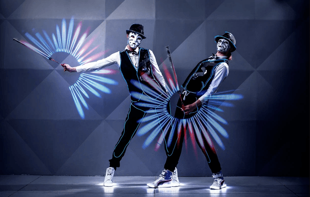 The Wow Show • Visual & Emotional Moments for Stylish Events-1